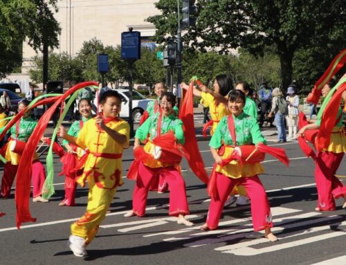 华府文化节赏哈维中文学校腰鼓队表演